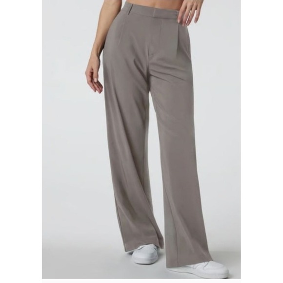 Vuori Pants - VUORI Villa Trouser Pants Pleated Wide Leg Flowy Walnut Beige Womens Sz L